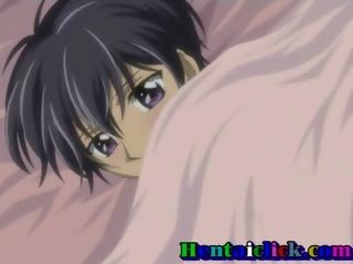 Hentai gej chłopak nagi w łóżko mający miłość n xxx wideo