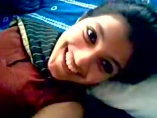 Bangladeshi słodkie obrócony na mademoiselle ledwie seks wideo z kochanie companion