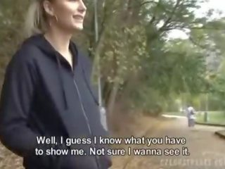 Tšekki amatööri jogging söpöläinen saa jotkut naida varten käteinen