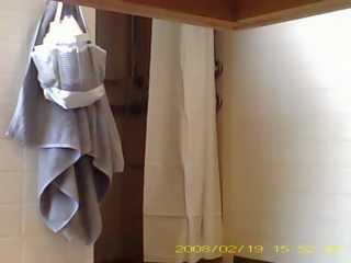 Spying charming 19 year old adolescent showering in asrama jedhing