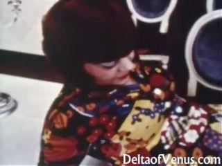 Vintáž sex 1970s - chlpaté pička mademoiselle má dospelé video - šťastný fuckday