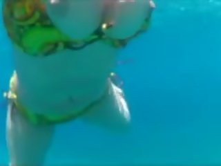Sott’acqua adulti clip swiming sborrata
