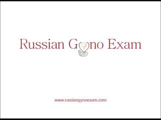 Ein plumpy vollbusig russisch stunner auf ein gynäkomastie prüfung