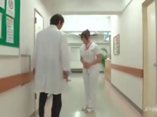 Cachondo y así fascinating asiática enfermera parte 1