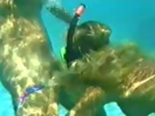 Couple having underwater dirty video at their vacations vid