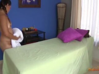 Pretty Thai teenager seduced and fucked by her masseur
