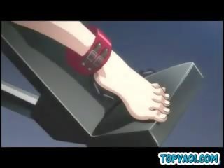 Skrępowane młody gej anime buddy dostaje jego penis jerked od przez człowiek